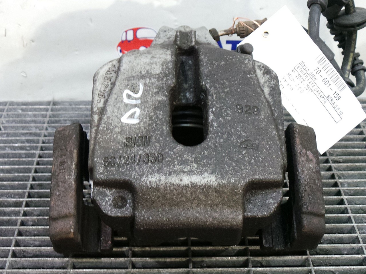ETRIER FATA DREAPTA BMW SERIA 5 F 10 SERIA 5 F 10 2.0 D - (2014 2017)