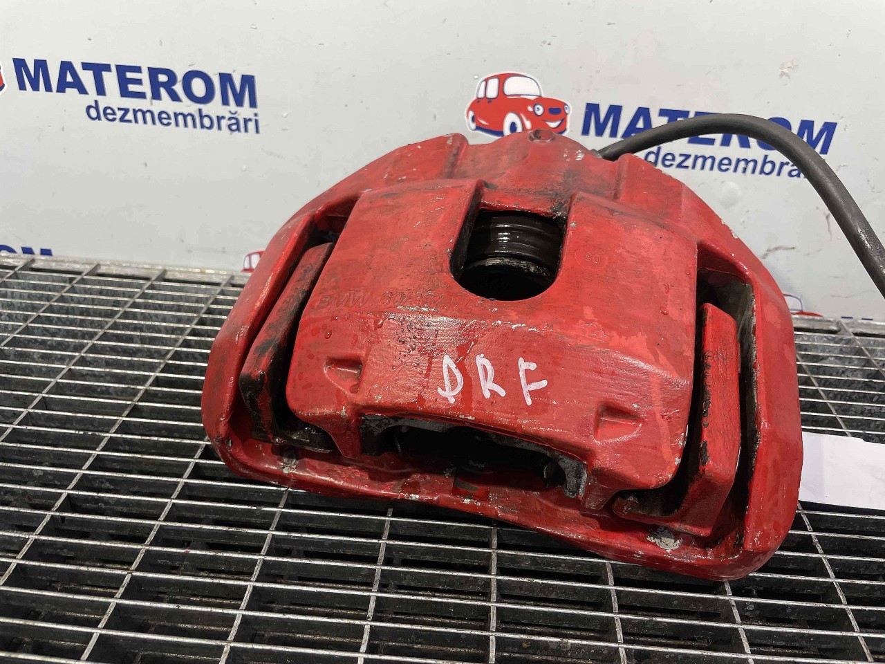 ETRIER FATA DREAPTA BMW SERIA 7 E 65 SERIA 7 E 65 3.0 D - (2001 2005)