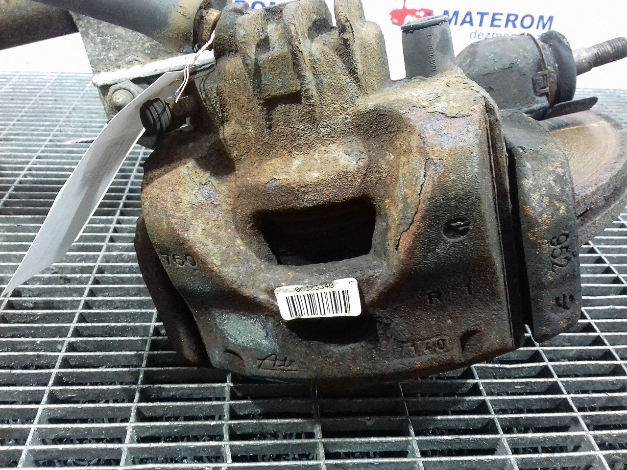 ETRIER FATA DREAPTA CITROEN C4 GRAND PICASSO 2.0 HDI - (2006 2013)