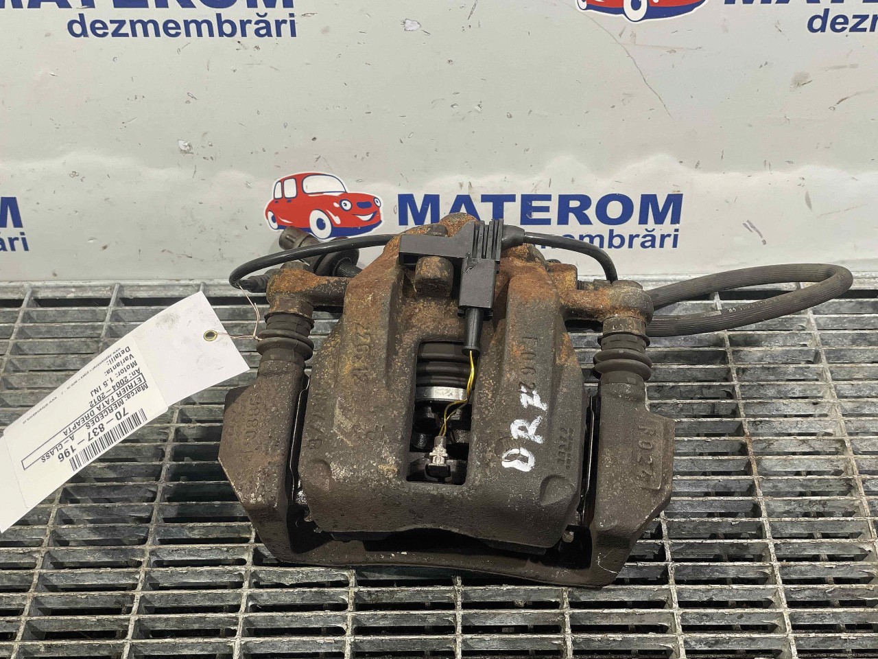 ETRIER FATA DREAPTA MERCEDES A-CLASS 1.5 INJ - (2004 2012)