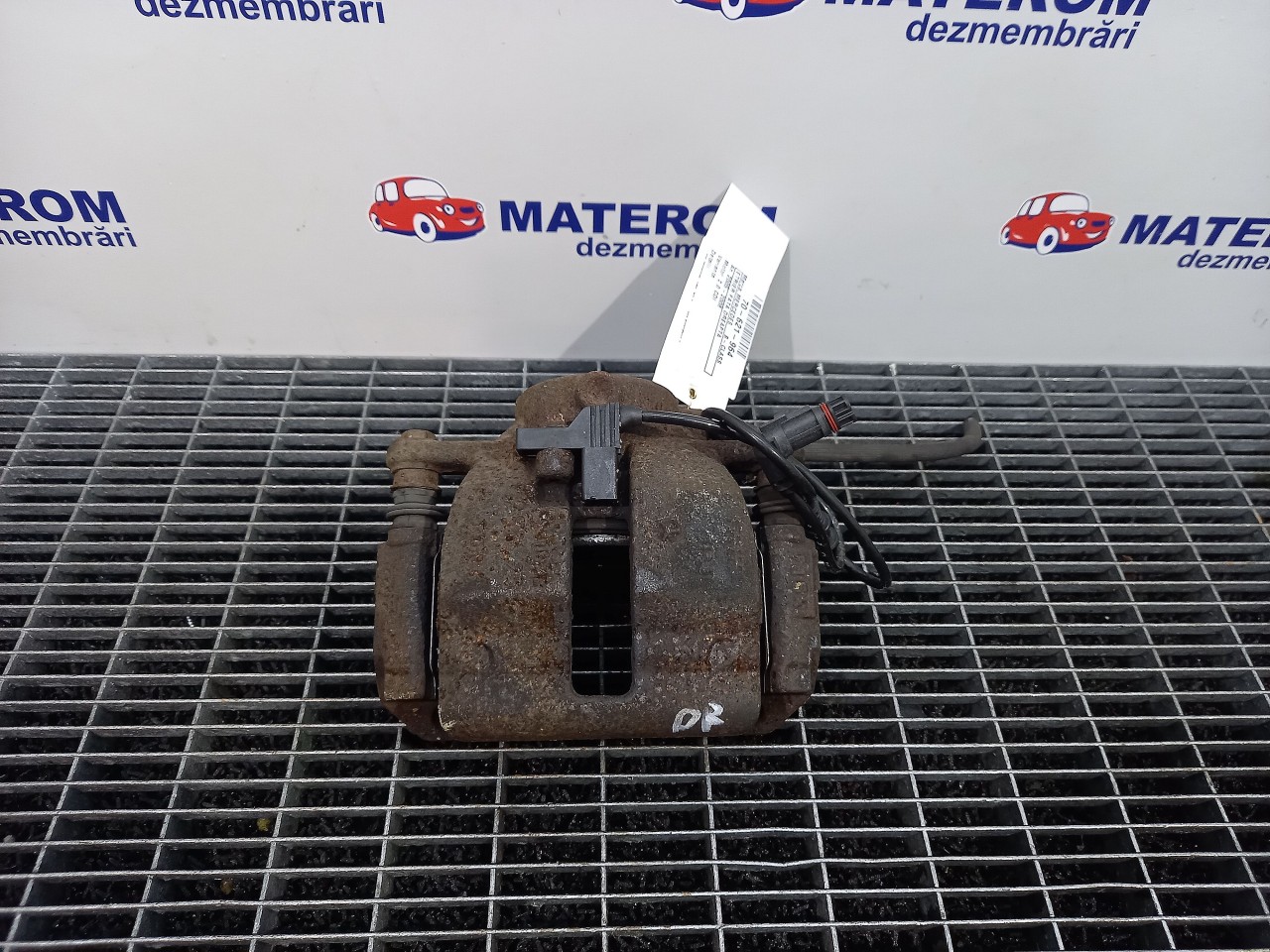 ETRIER FATA DREAPTA MERCEDES B-CLASS B-CLASS 2.0 CDI - (2005 2008)