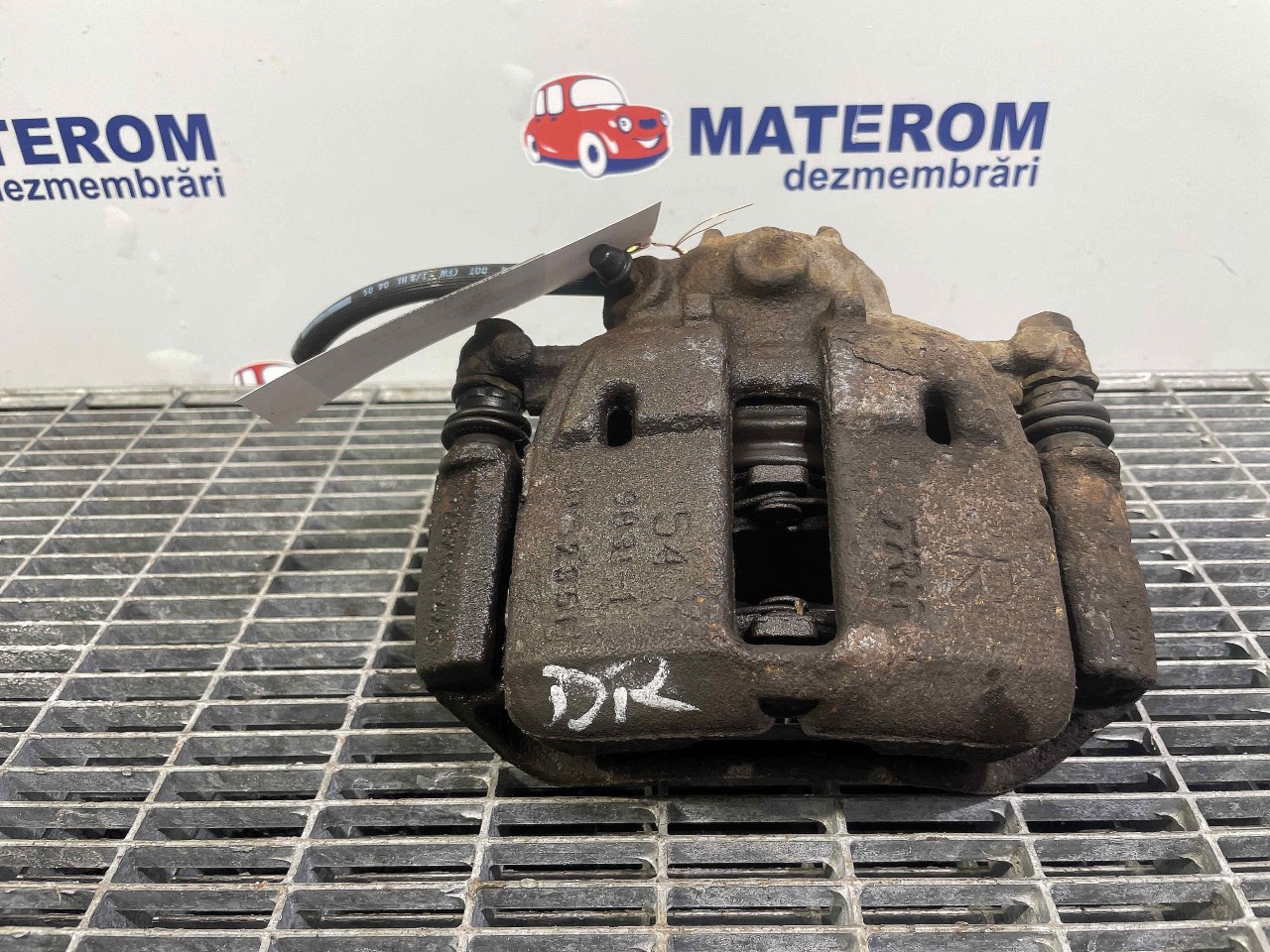 ETRIER FATA DREAPTA MITSUBISHI COLT COLT 1.1 INJ - (2004 2008)