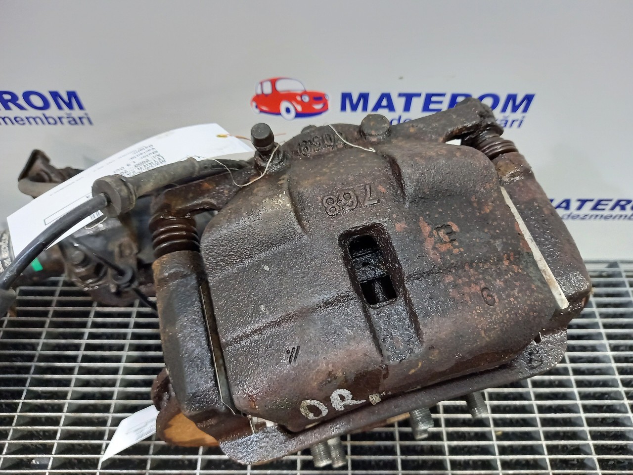 ETRIER FATA DREAPTA NISSAN QASHQAI QASHQAI 1.5 DCI - (2006 2010)