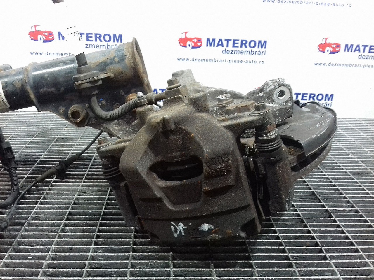 ETRIER FATA DREAPTA OPEL ASTRA J A17DTR - (2009 2012)