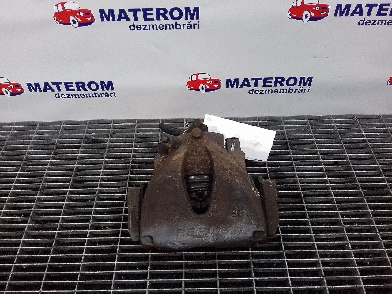 ETRIER FATA DREAPTA OPEL MERIVA MERIVA Z16XEP - (2003 2010)
