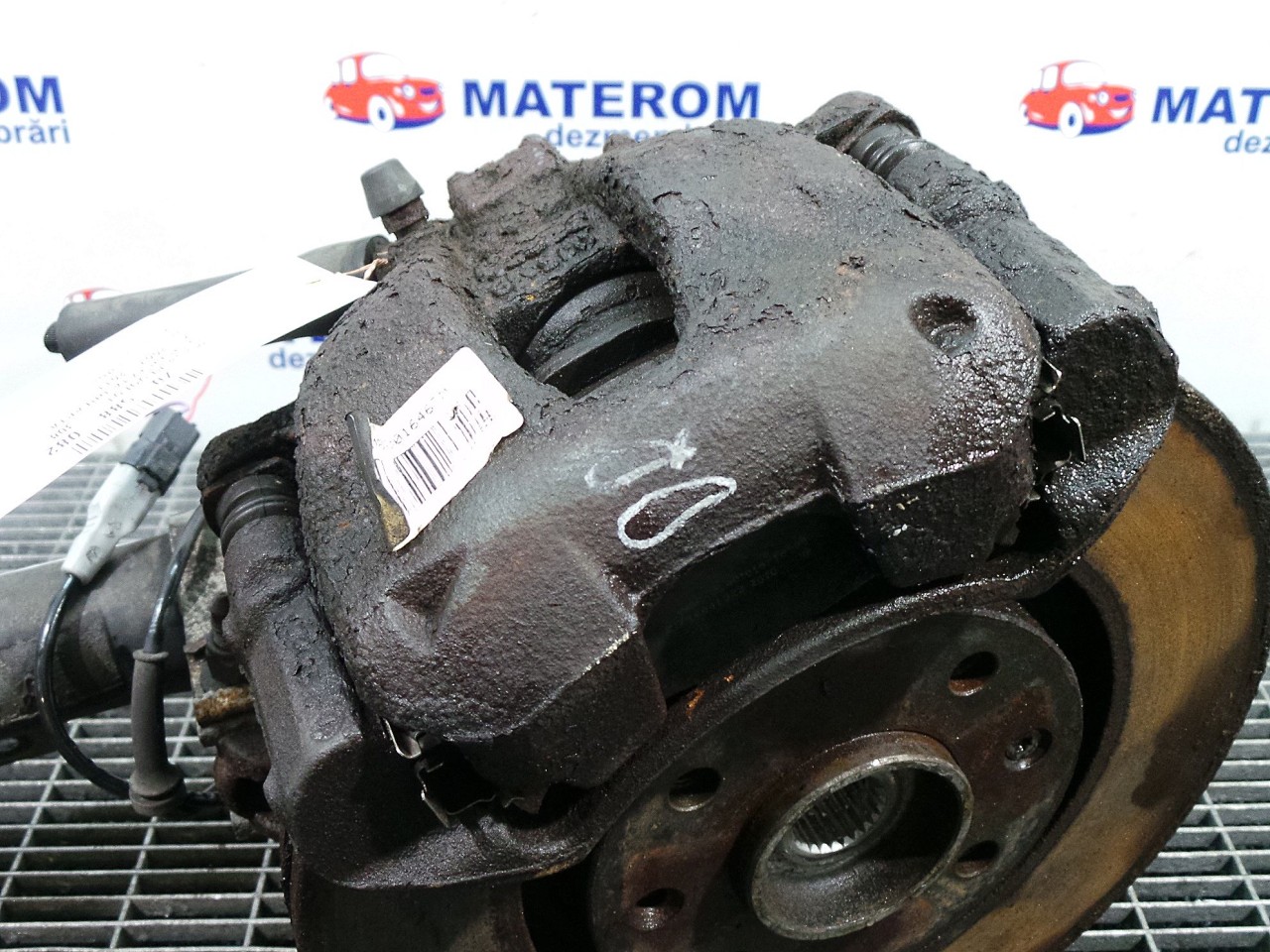ETRIER FATA DREAPTA PEUGEOT 308 308 1.6 HDI - (2007 2011)
