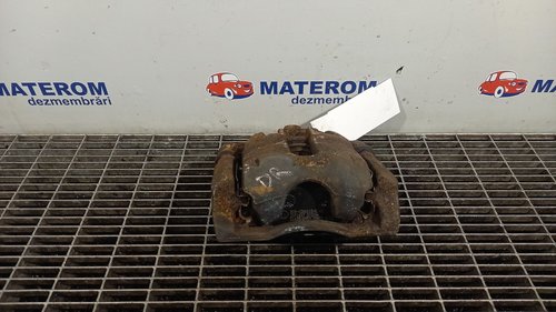 ETRIER FATA DREAPTA RENAULT CLIO 1.5 DCI - (2012 2016)
