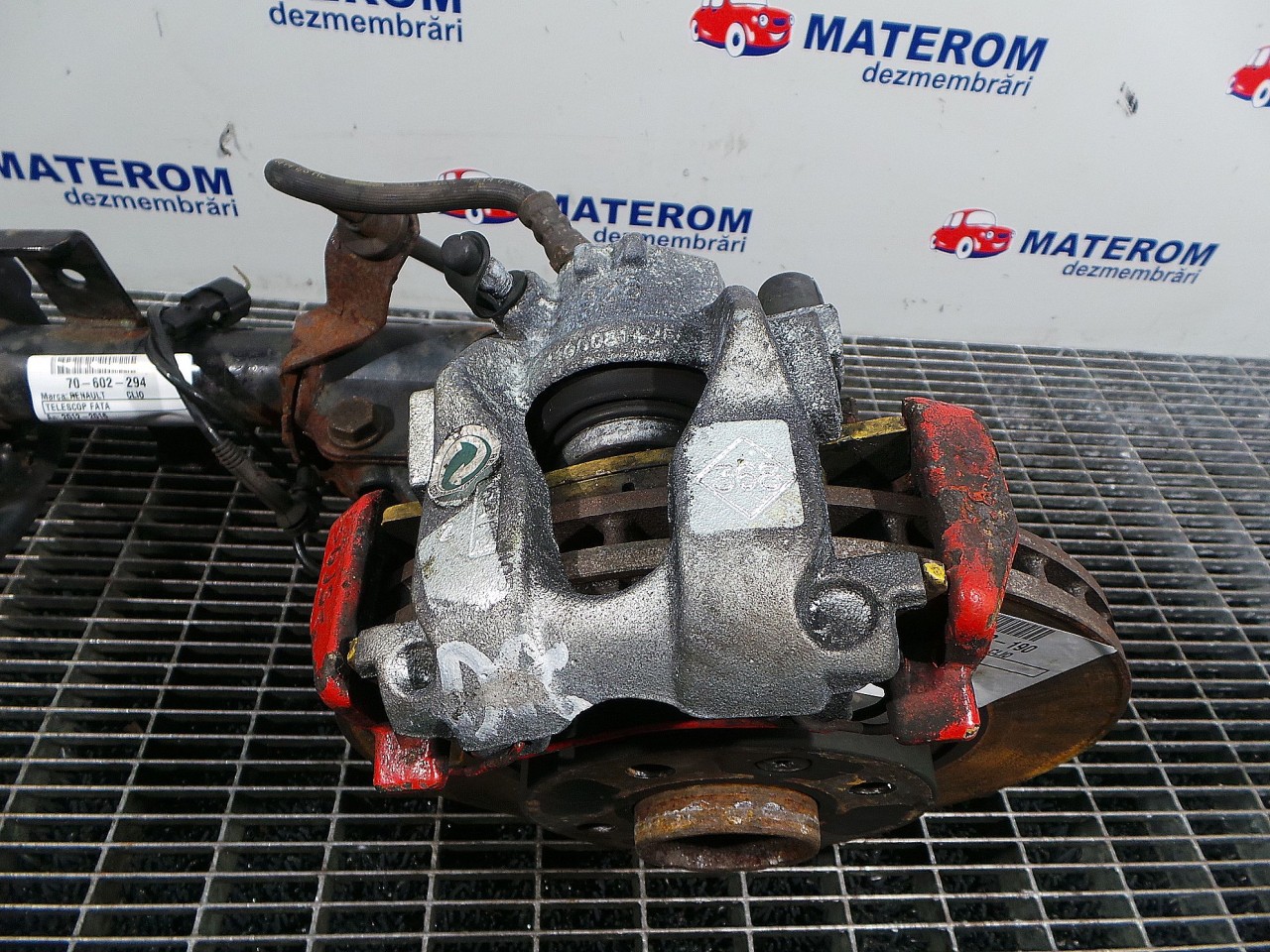 ETRIER FATA DREAPTA RENAULT CLIO CLIO 0.9 TCE - (2012 2016)