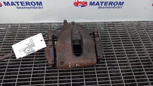 ETRIER FATA DREAPTA TOYOTA AURIS 1.6 INJ 16V - (2010 2012)