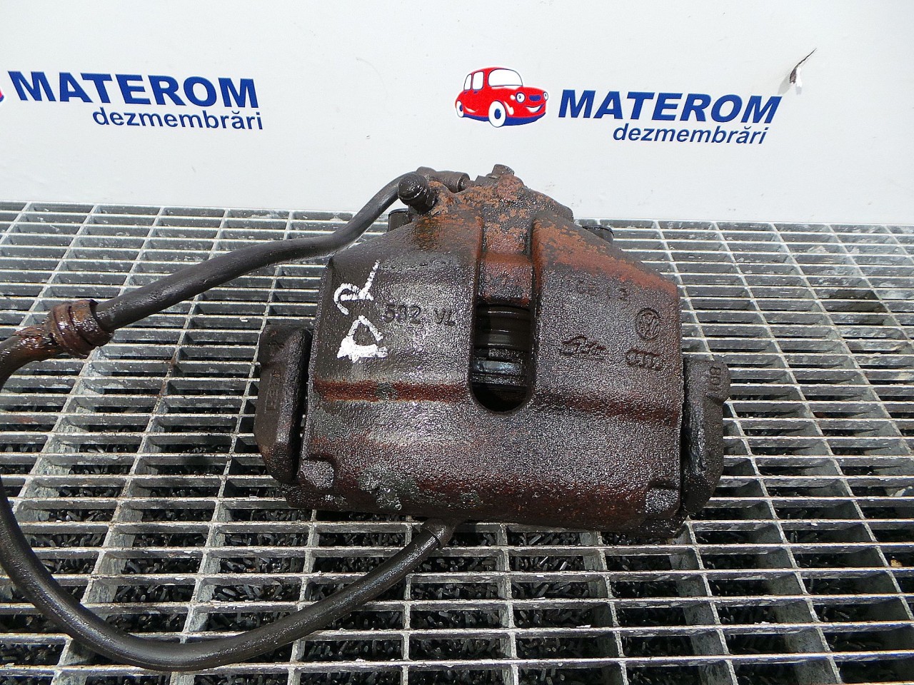 ETRIER FATA DREAPTA VW GOLF V PLUS GOLF V PLUS 1.9 TDI - (2005 2008)