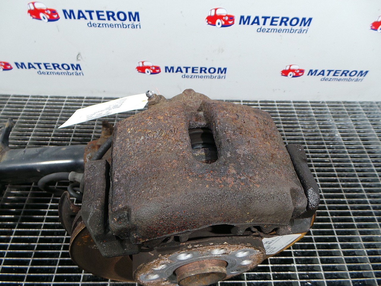 ETRIER FATA DREAPTA VW GOLF VI GOLF VI 1.4 TSI - (2008 2012)