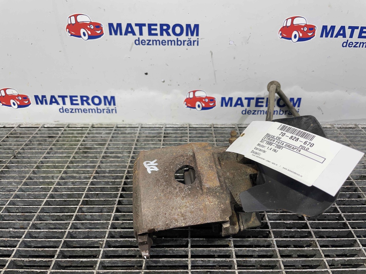 ETRIER FATA DREAPTA VW POLO 1.4 INJ - (1999 2001)