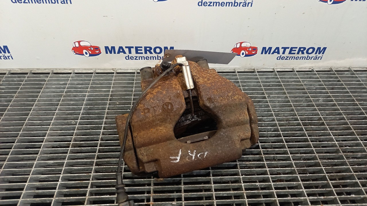 ETRIER FATA DREAPTA VW TOUAREG 2.5 TDI - (2002 2006)