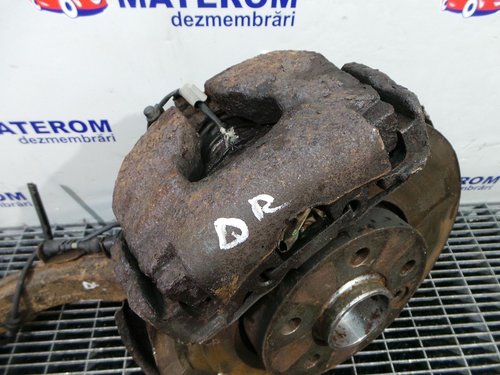 ETRIER FATA DREAPTA VW TOUAREG 2.5 TDI - (2002 2006)