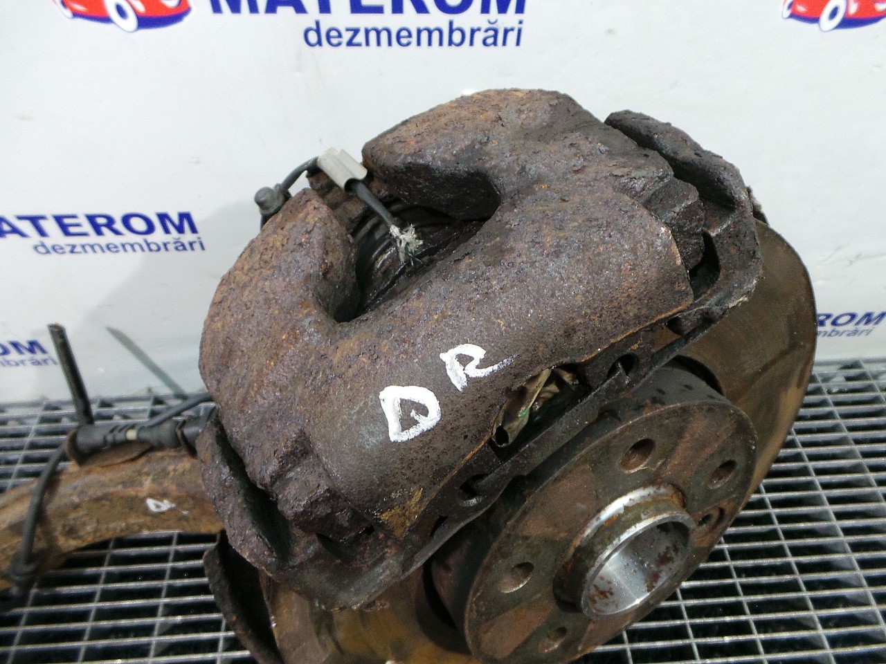 ETRIER FATA DREAPTA VW TOUAREG TOUAREG 2.5 TDI - (2002 2006)