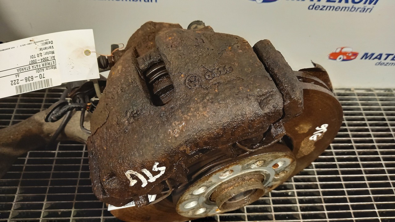 ETRIER FATA STANGA AUDI A4 A4 2.0 TDI - (2004 2007)