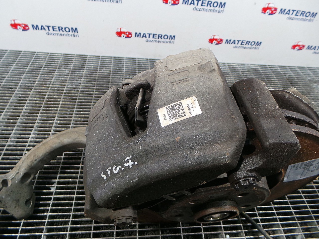 ETRIER FATA STANGA AUDI A7 3.0 TDI - (2010 2015)
