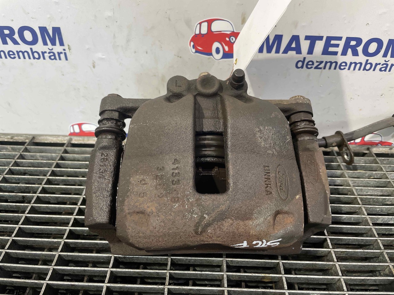ETRIER FATA STANGA FORD B-MAX 1.6 INJ - (2012 2017)