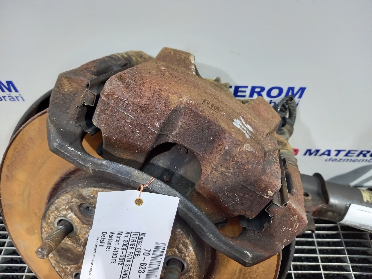 ETRIER FATA STANGA OPEL ASTRA J A13DTE - (2009 2012)