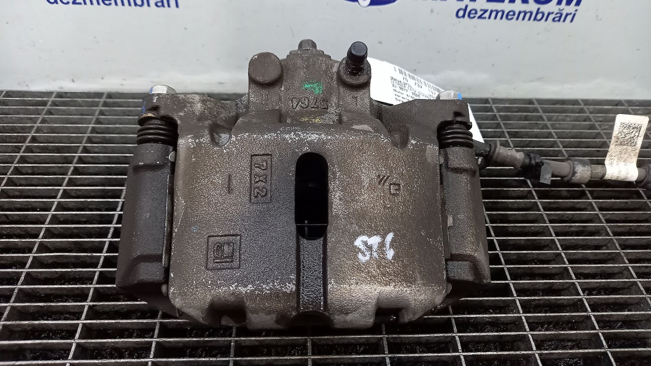 ETRIER FATA STANGA OPEL INSIGNIA B16DTH 