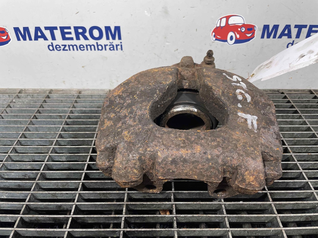 ETRIER FATA STANGA VW TRANSPORTER T4 2.5 TDI - (1996 2003)