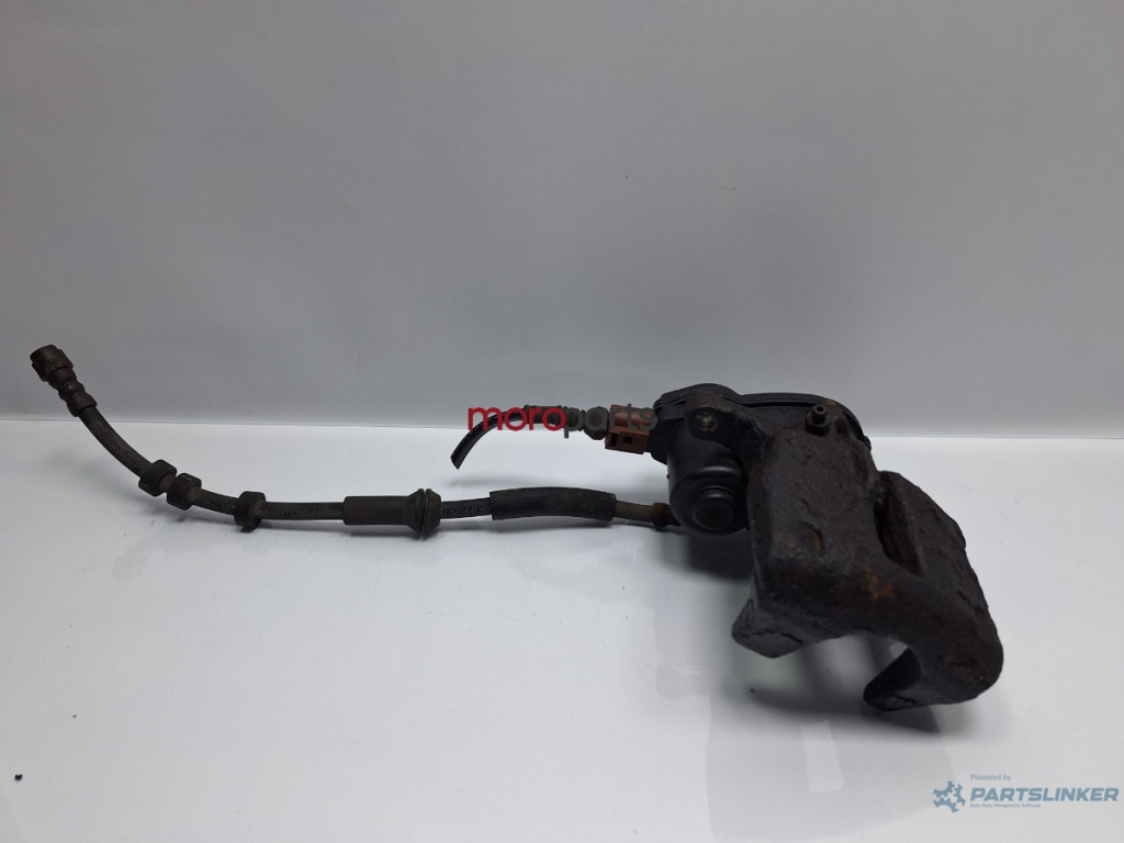Etrier frana dreapta spate AUDI A4 IV Avant 8K5, B8 2007 - 2015 TDI CAGA, CJCA, CMEA, CMFA VAG 8K0615404B