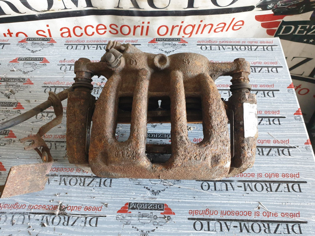 Etrier frana stanga fata original CITROËN C6 2.2 HDi 163/170 de cai