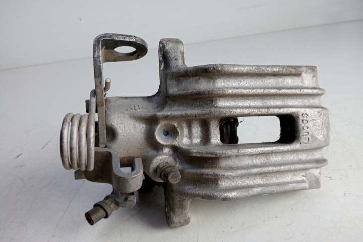 Etrier frana stanga spate Audi A4 B6 [2000 - 2005]