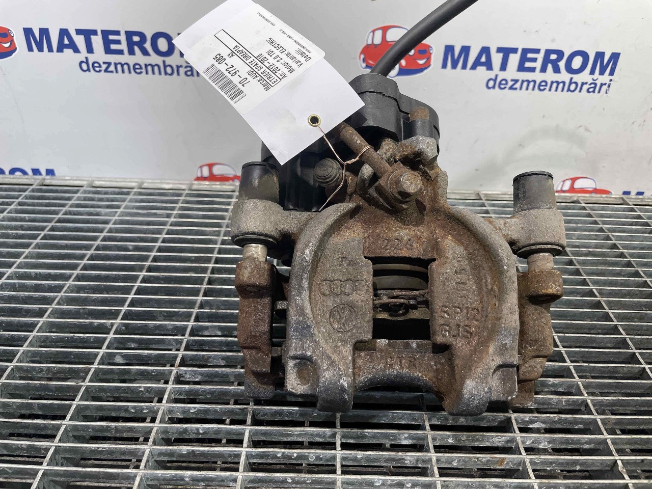 ETRIER SPATE DREAPTA AUDI A3 2.0 TDI - (2012 2016)