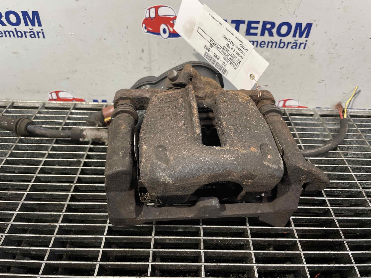 ETRIER SPATE DREAPTA AUDI A6 2.0 TDI - (2011 2015)