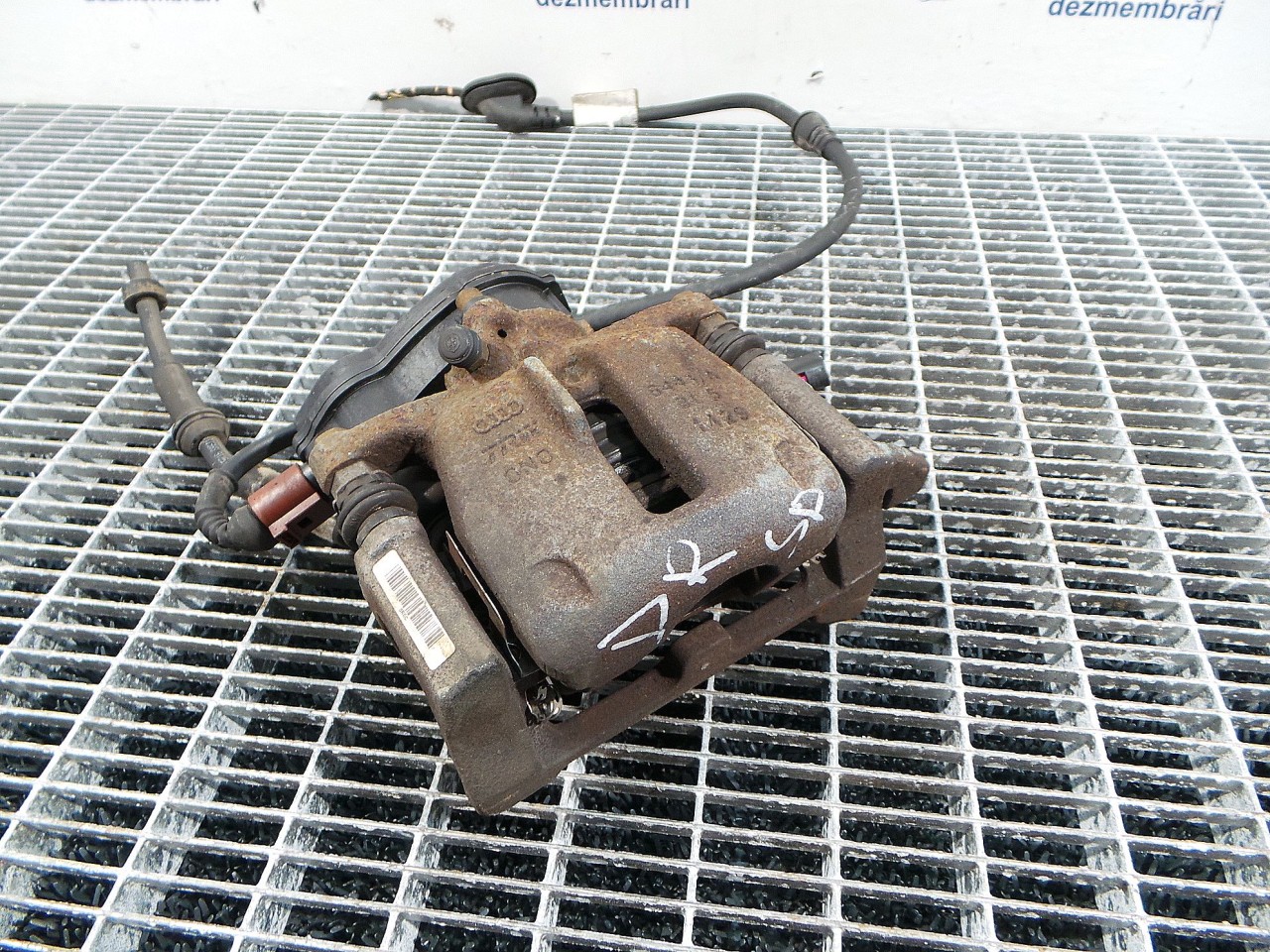 ETRIER SPATE DREAPTA AUDI Q5 Q5 2.0 TDI - (2008 2013)