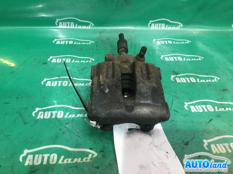 Etrier Spate Dreapta BMW 1 E81,E87 2004