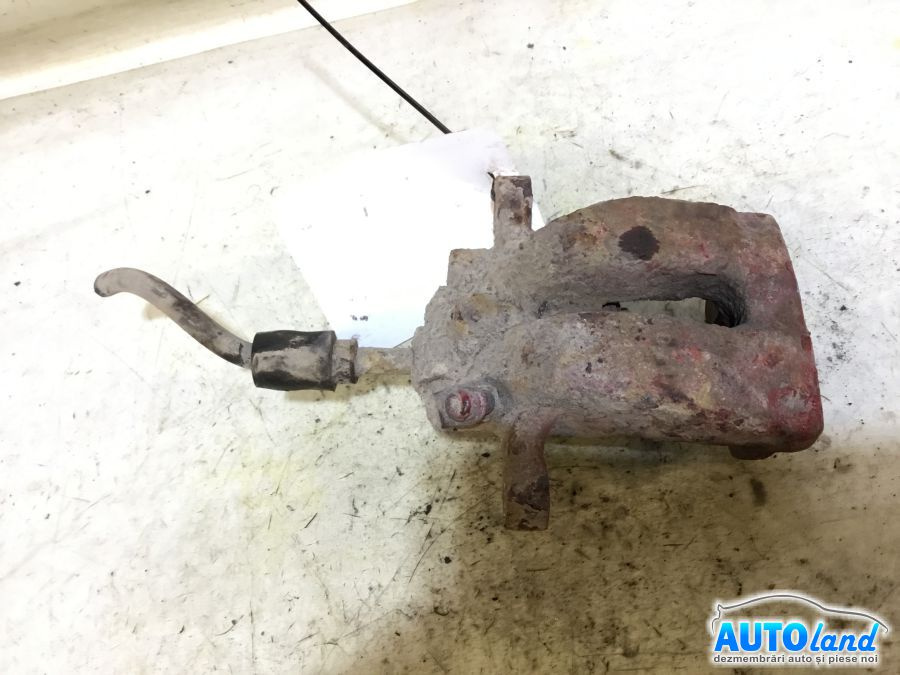 Etrier Spate Dreapta BMW 3 E90 2005