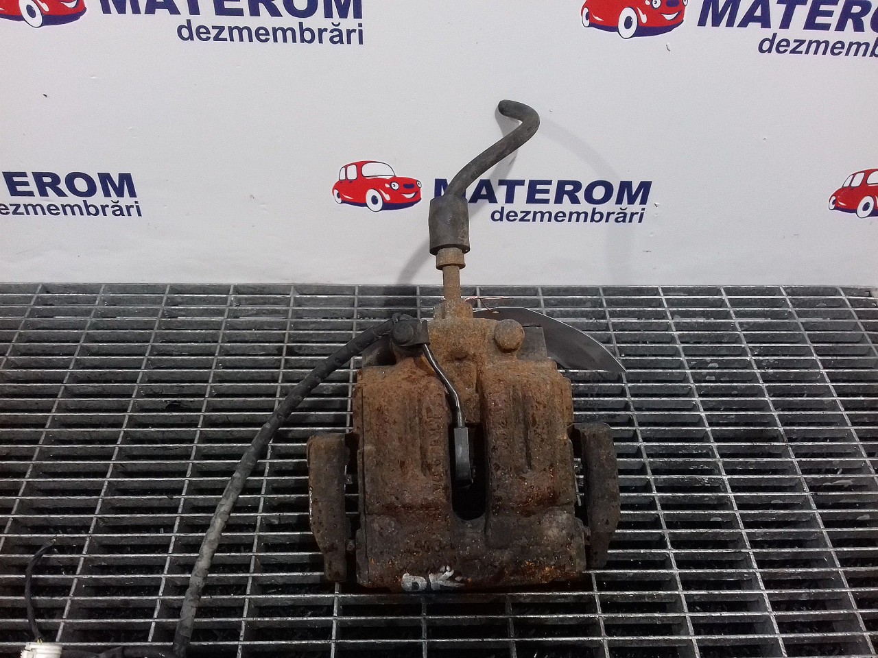 ETRIER SPATE DREAPTA BMW SERIA 1 E 88 2.0 INJ - (2007 2013)