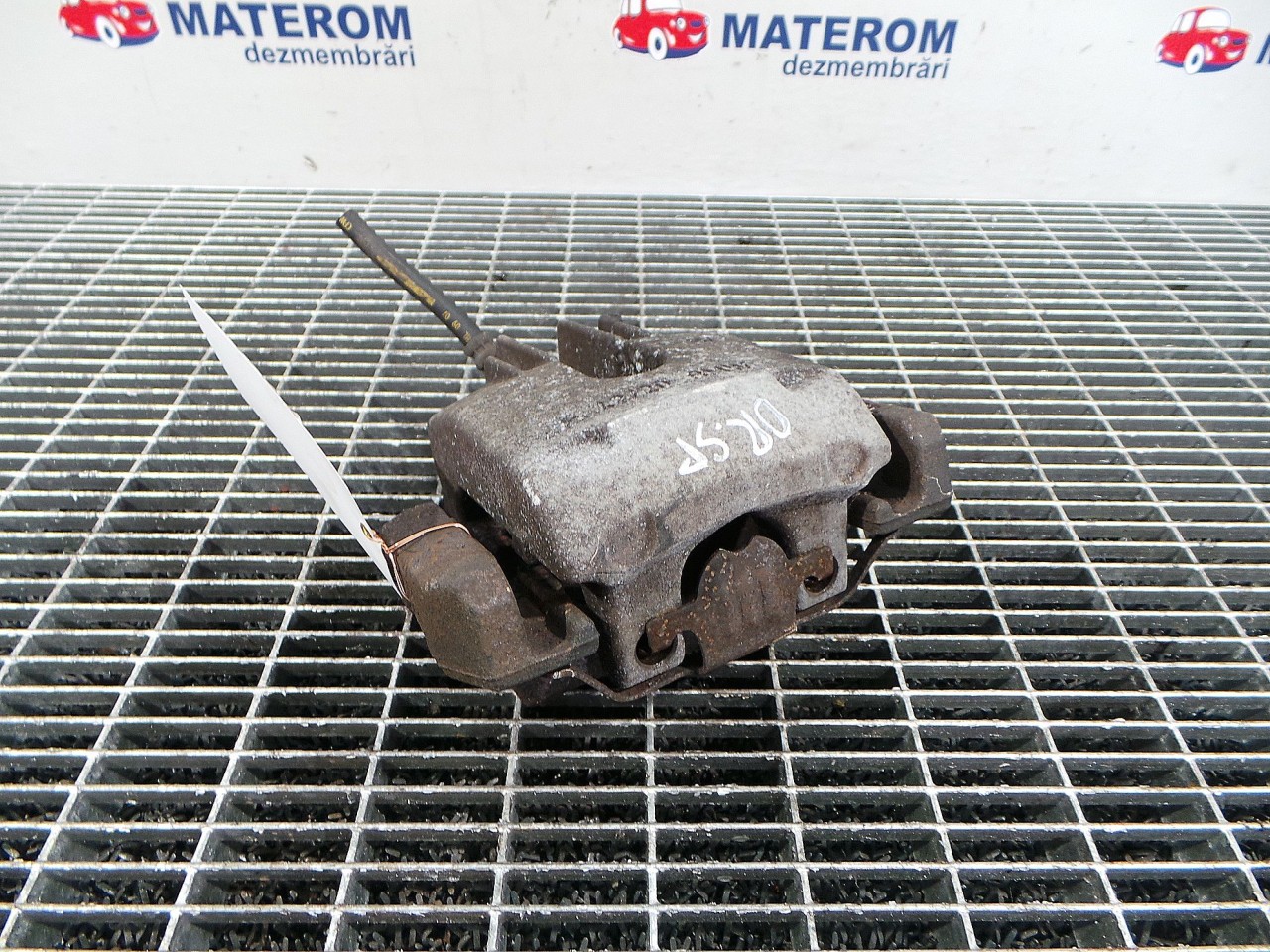 ETRIER SPATE DREAPTA BMW SERIA 5 E 61 2.0 D - (2007 2010)