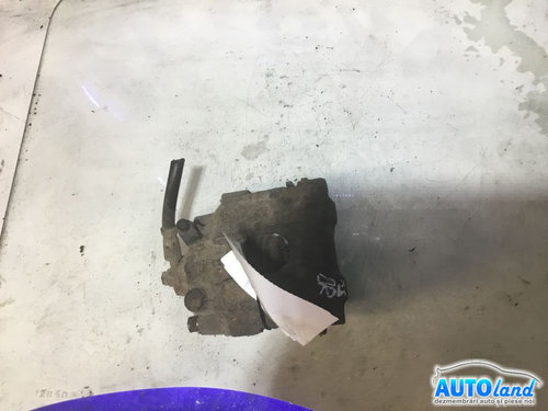 Etrier Spate Dreapta BMW X5 E53 2000