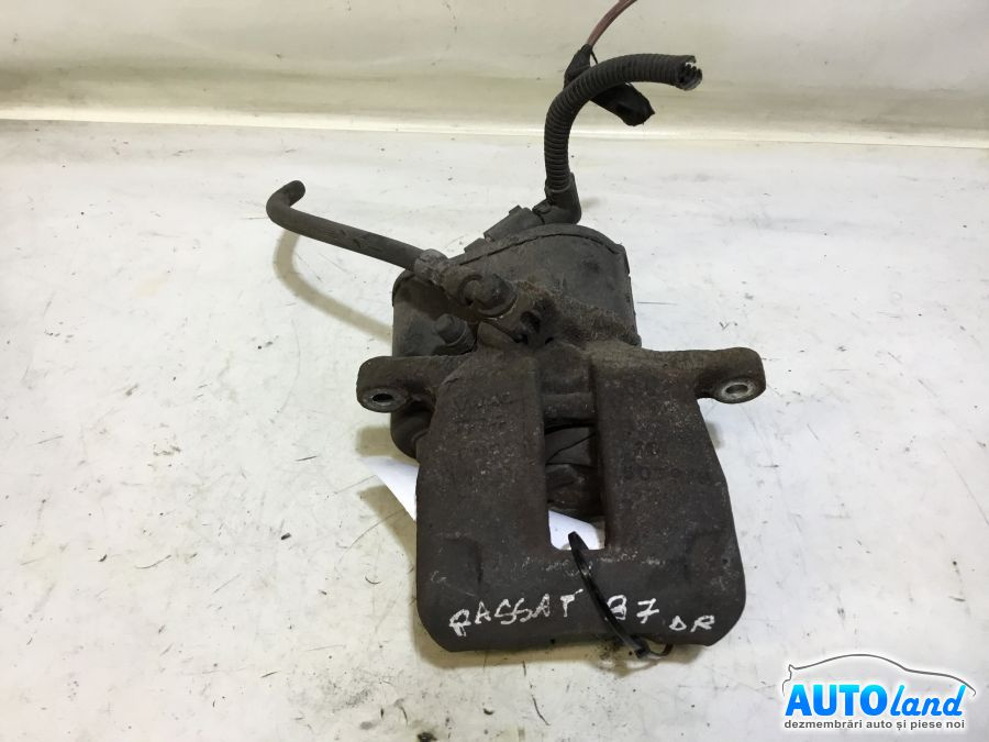 Etrier Spate Dreapta Electric Volkswagen PASSAT 3AA,B7 2011