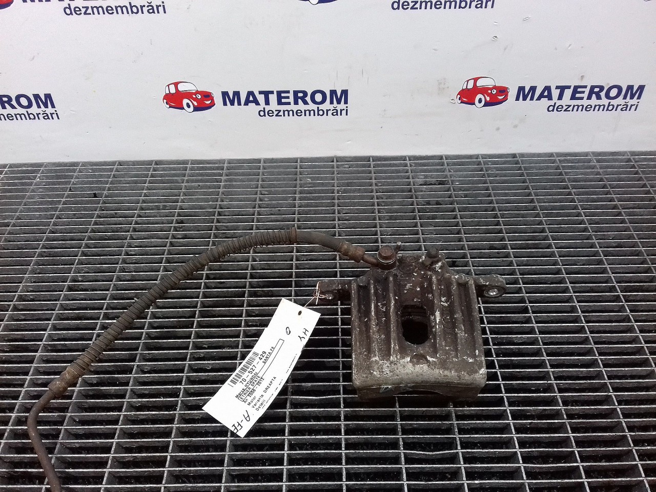 ETRIER SPATE DREAPTA HYUNDAI SANTA FE SANTA FE - - (2006 2012)