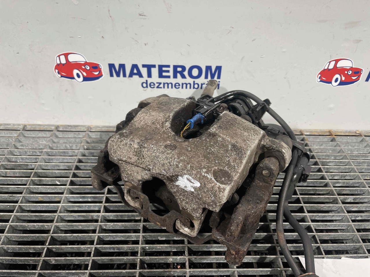 ETRIER SPATE DREAPTA MERCEDES C-CLASS C-CLASS 2.2 CDI - (2014 2018)