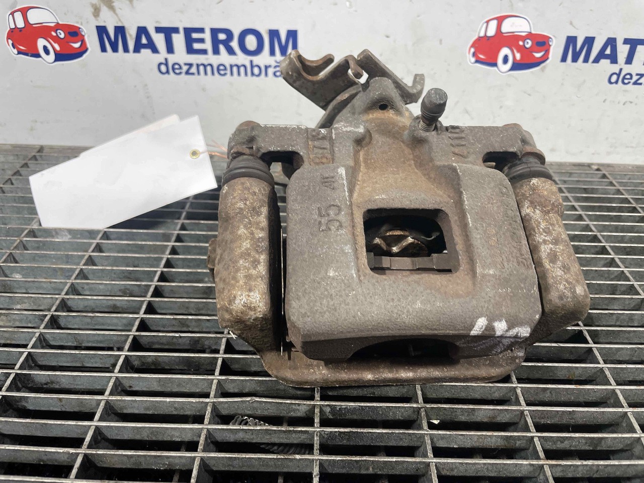 ETRIER SPATE DREAPTA MITSUBISHI OUTLANDER OUTLANDER 2.2 DID - (2012 2016)