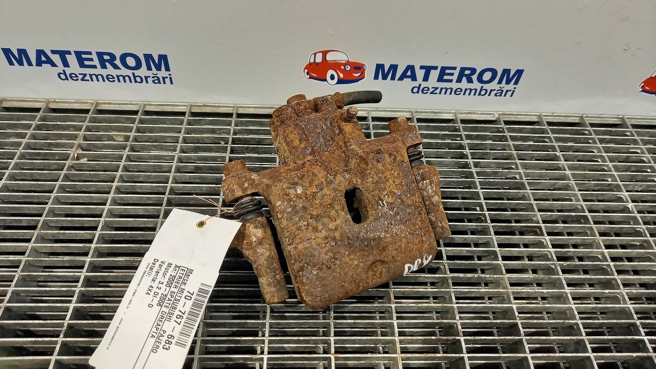 ETRIER SPATE DREAPTA MITSUBISHI PAJERO 3