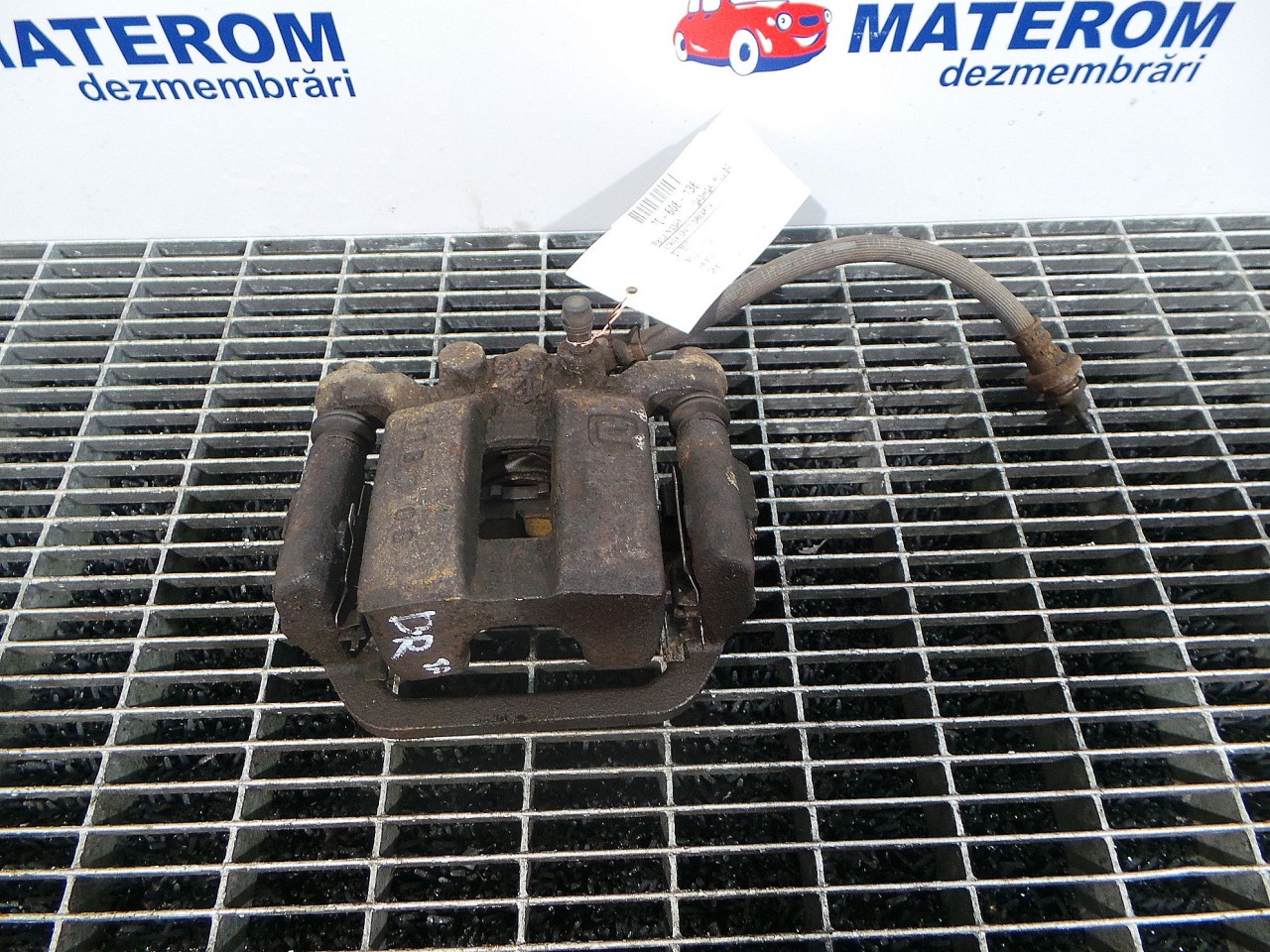 ETRIER SPATE DREAPTA NISSAN QASHQAI PLUS2 2.0 DCI - (2010 2014)