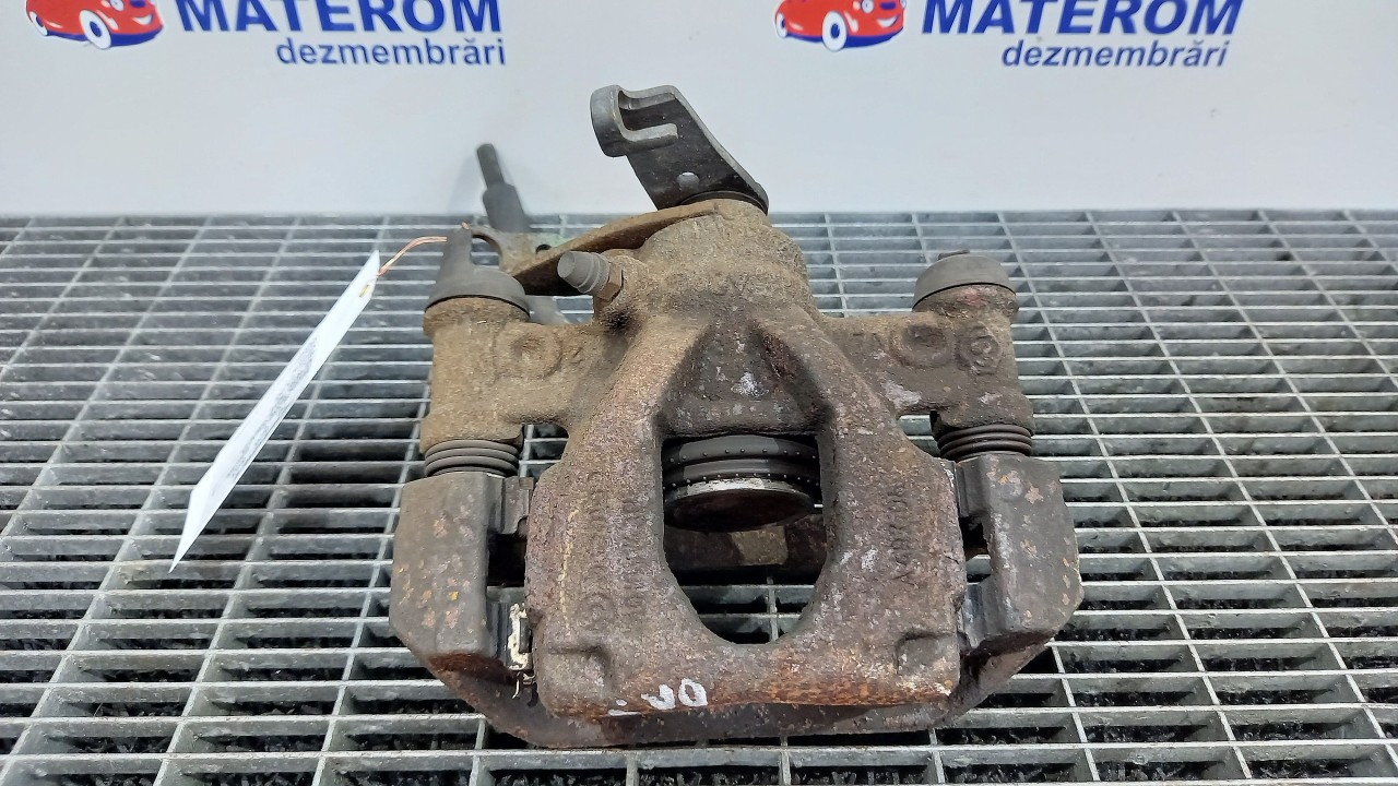 ETRIER SPATE DREAPTA RENAULT MASTER 2.3 