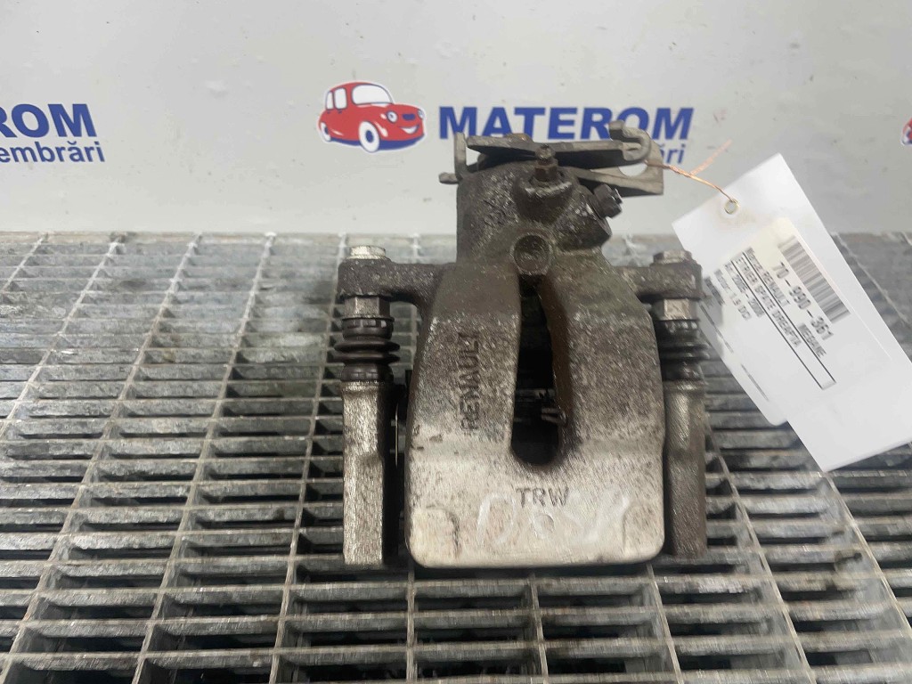 ETRIER SPATE DREAPTA RENAULT MEGANE 1.9 