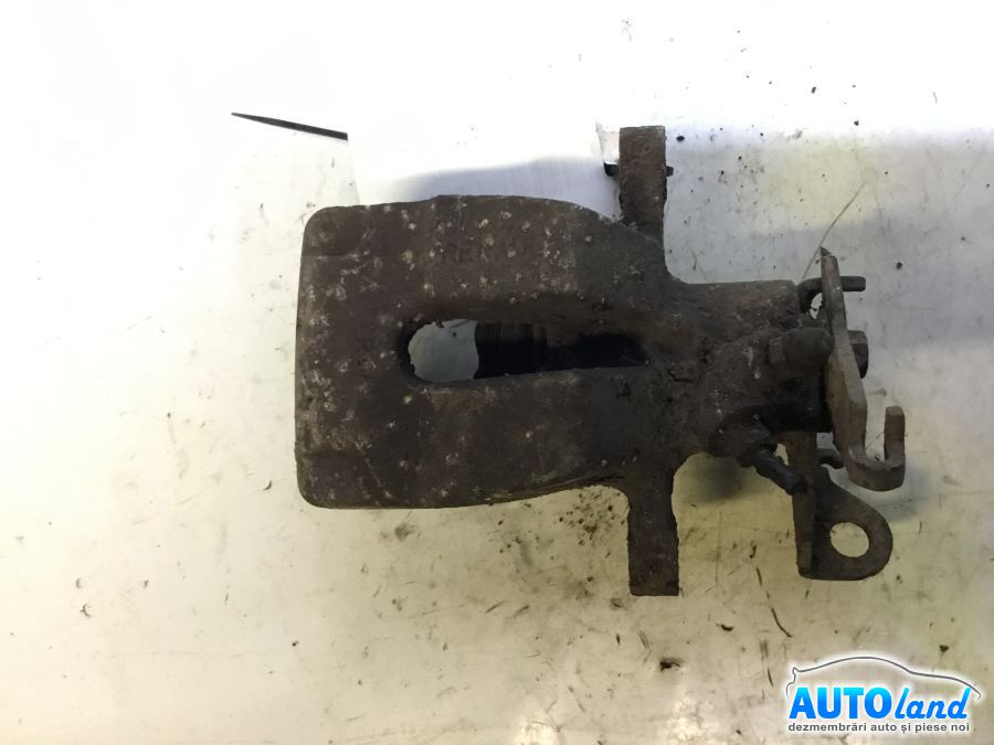 Etrier Spate Dreapta Renault MEGANE III Hatchback BZ0/1 2008