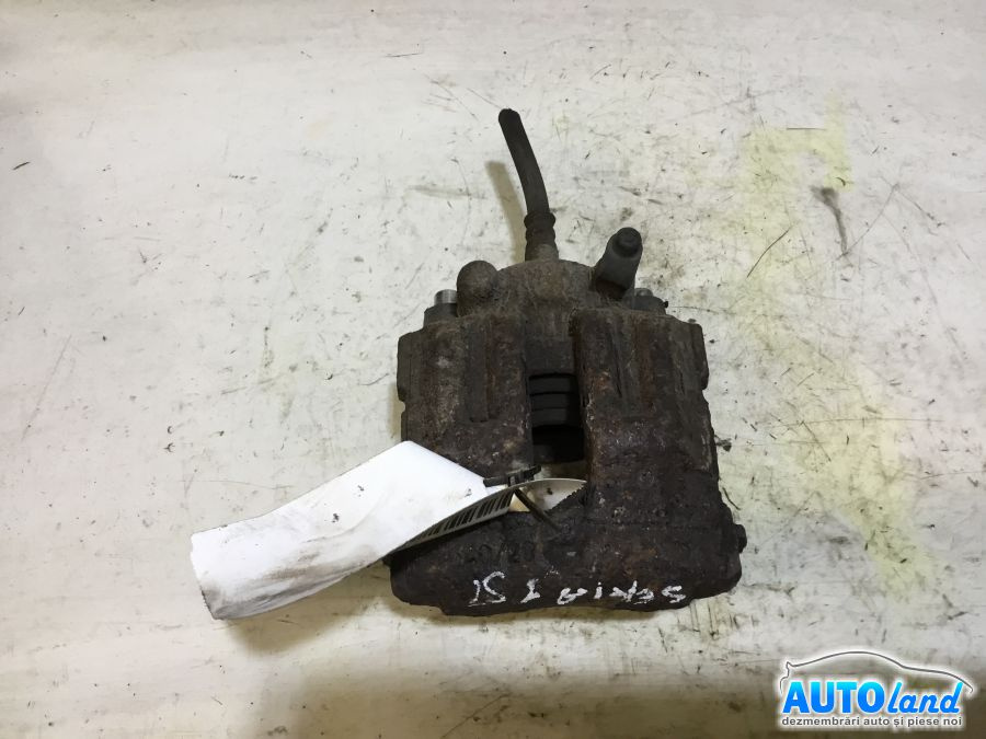 Etrier Spate Stanga BMW 1 E81,E87 2004