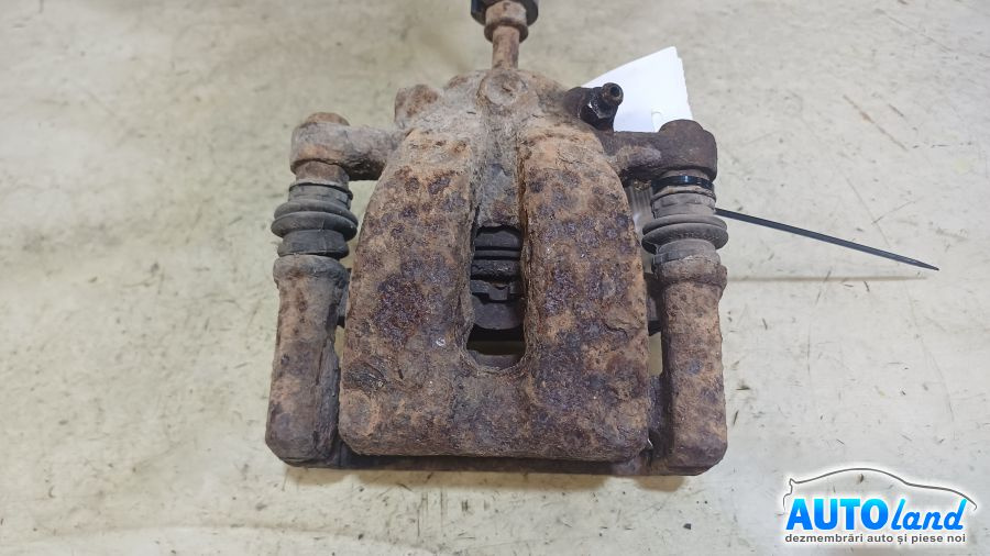 Etrier Spate Stanga BMW 1 E81,E87 2004