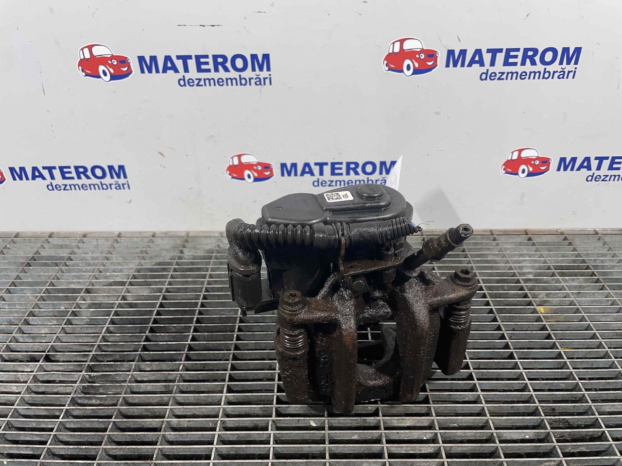 ETRIER SPATE STANGA BMW SERIA 5 F 10 SERIA 5 F 10 2.0 D - (2014 2017)