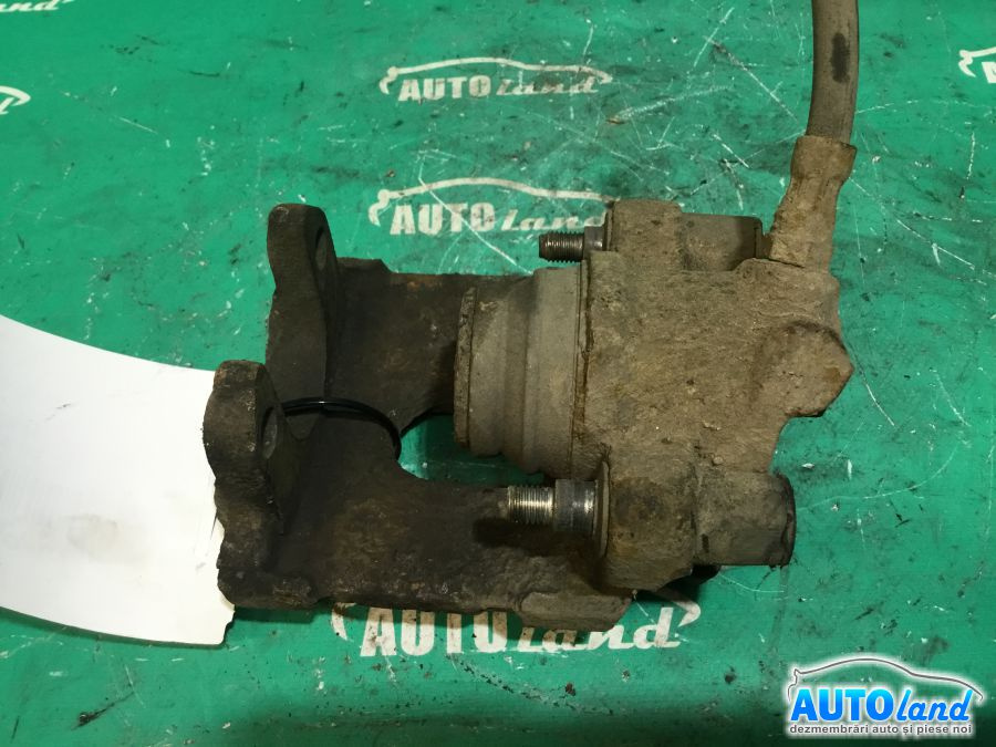 Etrier Spate Stanga BMW X3 E83 2004