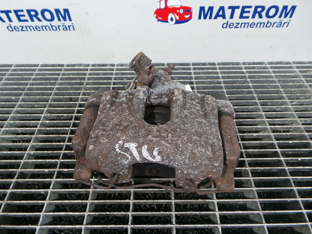 ETRIER SPATE STANGA FORD FOCUS 1.6 TDCI - (2011 2014)